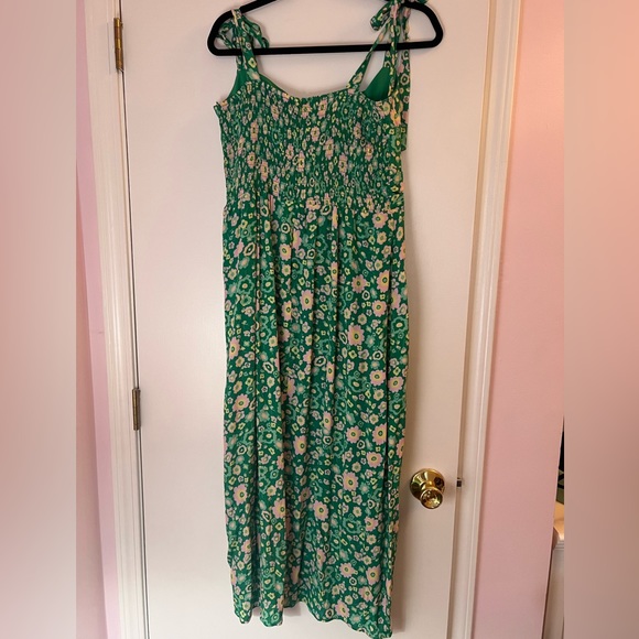 Wayf Malibu Faux Wrap Green Floral Midi Dress - Picture 3 of 4